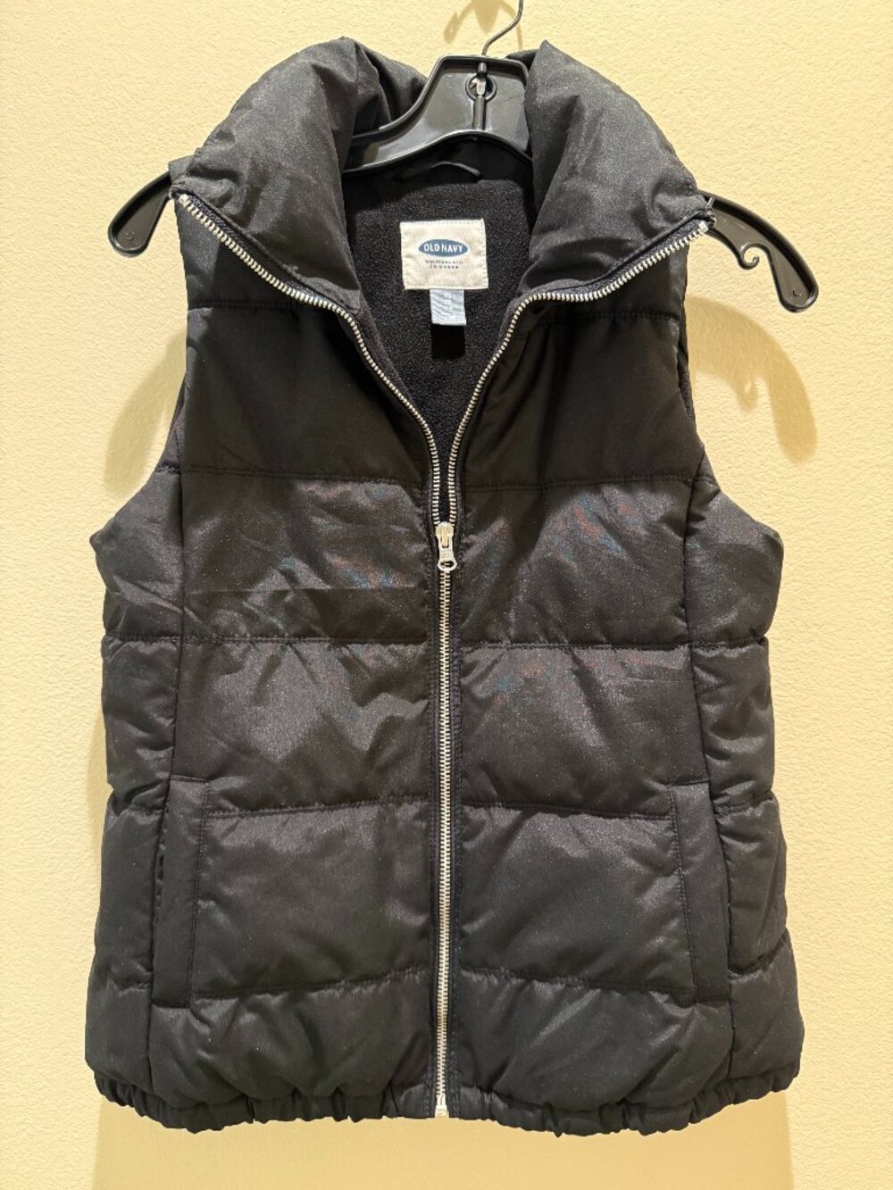 Old Navy Black Puffer Vest Size PXS